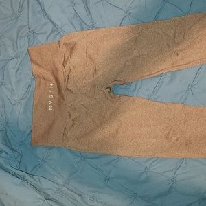 Nvgtn taupe color leggings